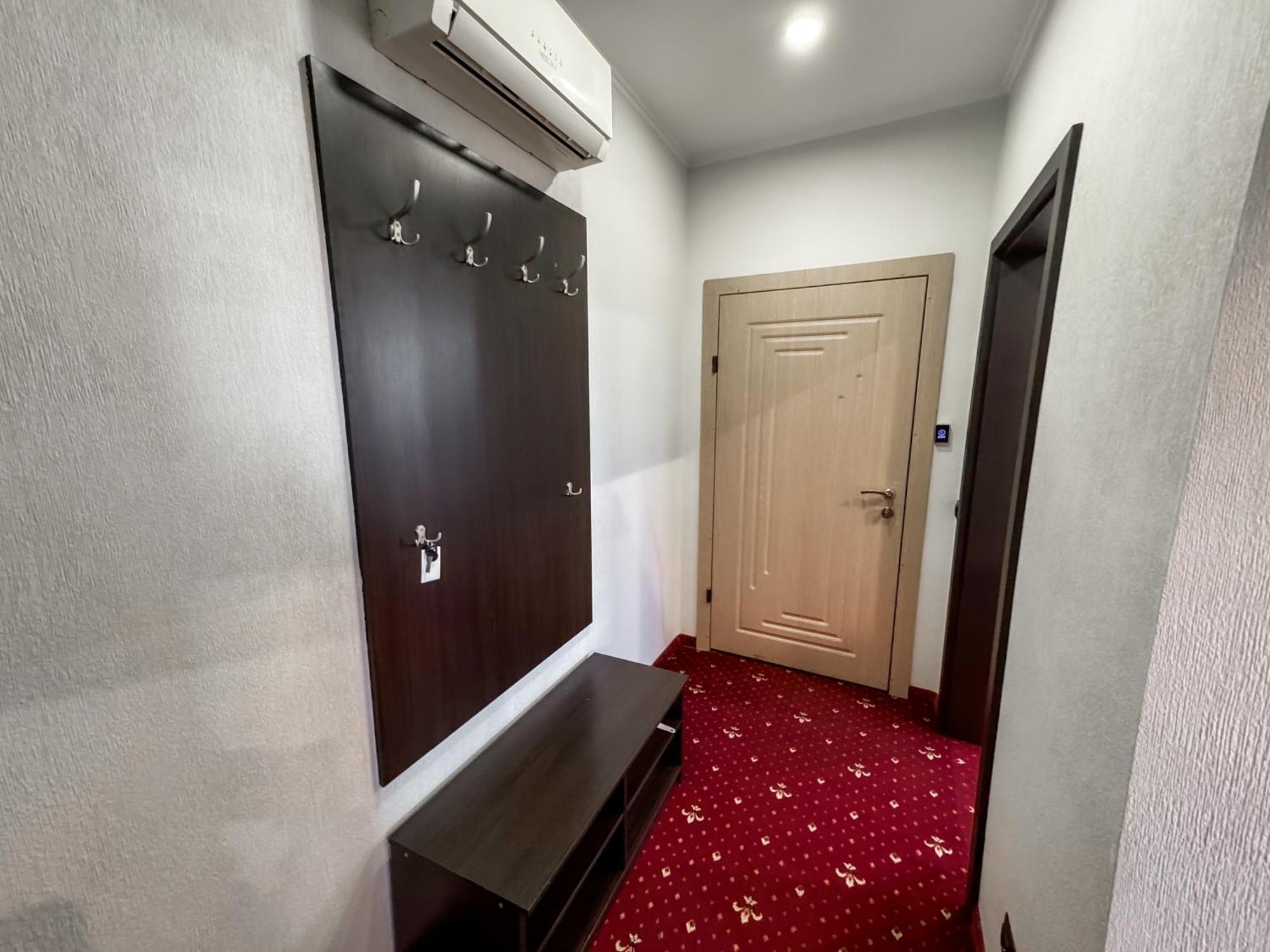 Apartments On Zaliznychna 49 İvano-Frankivsk Dış mekan fotoğraf