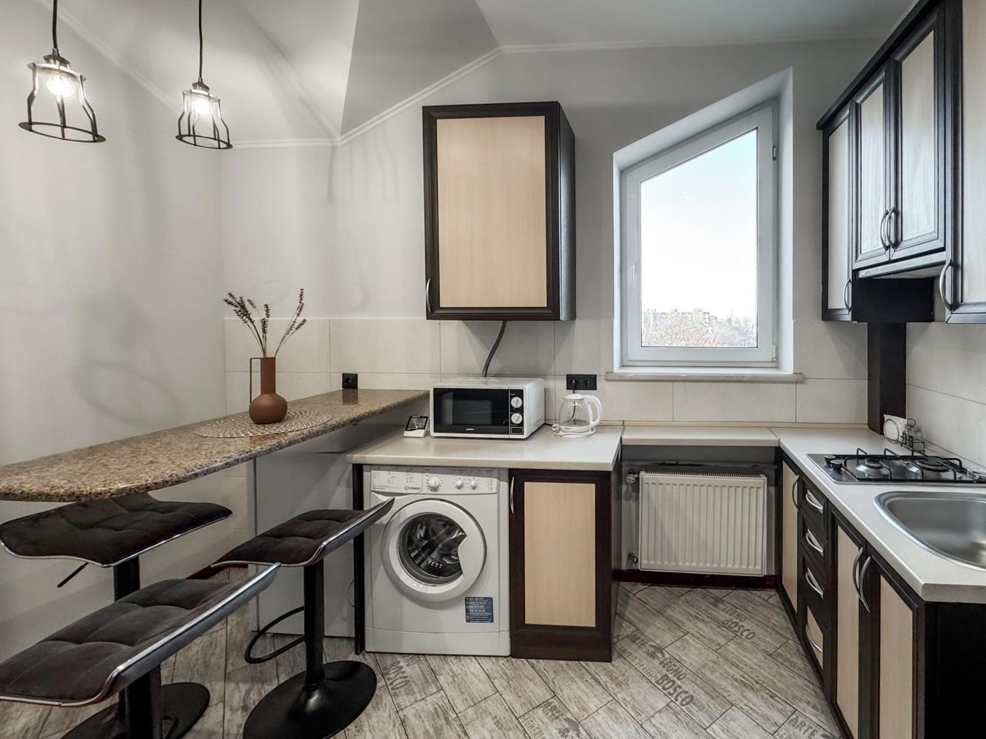 Apartments On Zaliznychna 49 İvano-Frankivsk Dış mekan fotoğraf